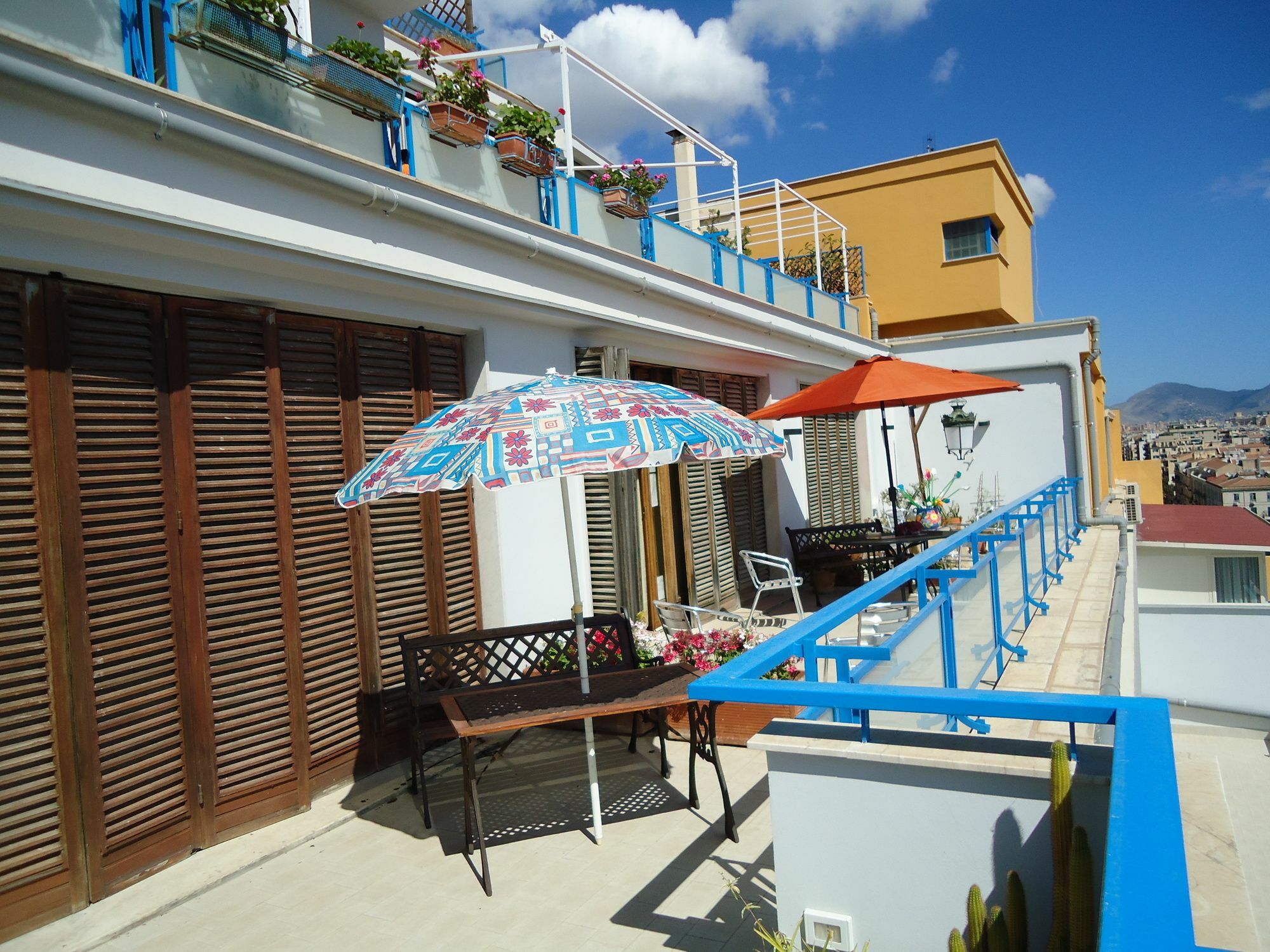 Casa Riccio Hotell Palermo Exteriör bild