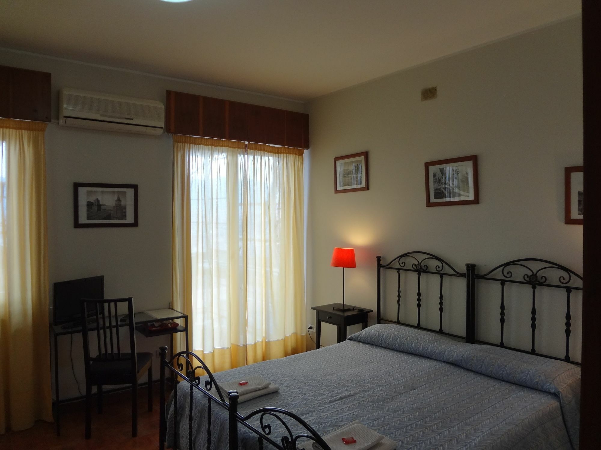 Casa Riccio Hotell Palermo Exteriör bild